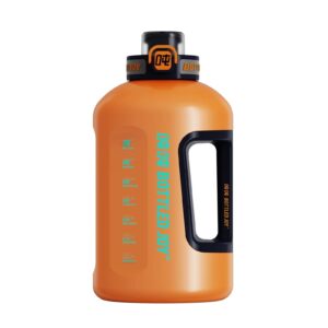 Limited Edition Sports Bottle, Same Style As Wang Yibo. Only sold here!